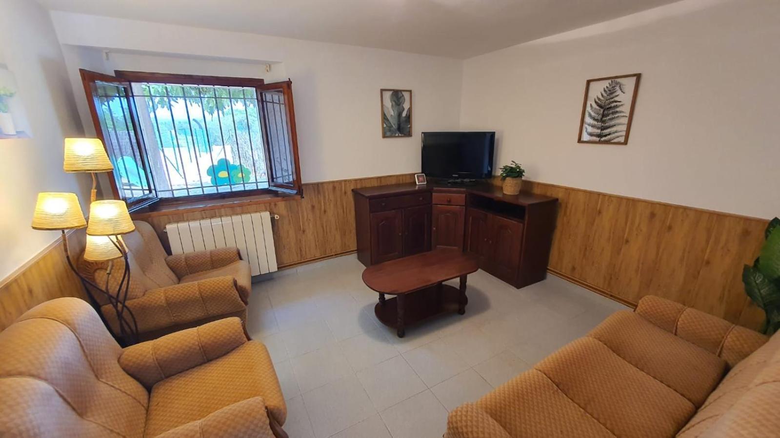 Viloví de Oñar Turisme Rural Les Moreres 빌라 외부 사진